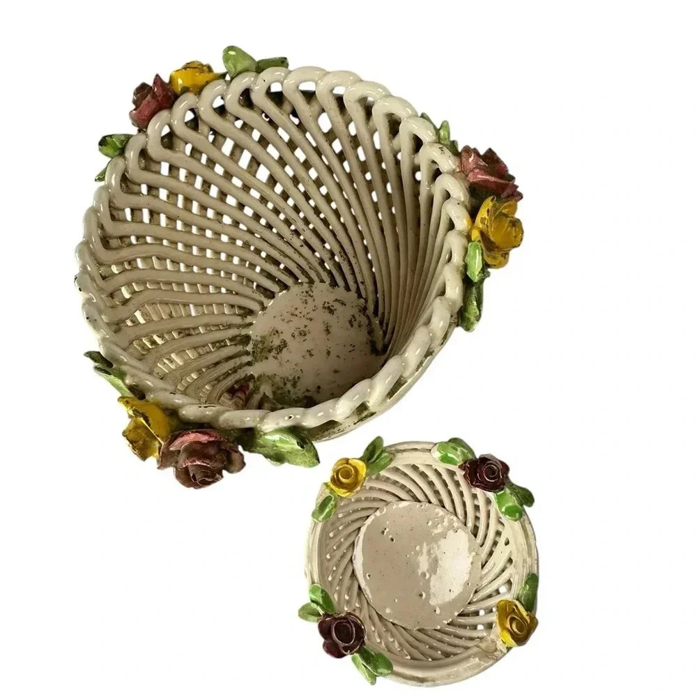 Capodimonte Vintage Art Woven Rope Vase Italy. White w/ Yellow & Red Roses Set - Picture 2 of 11